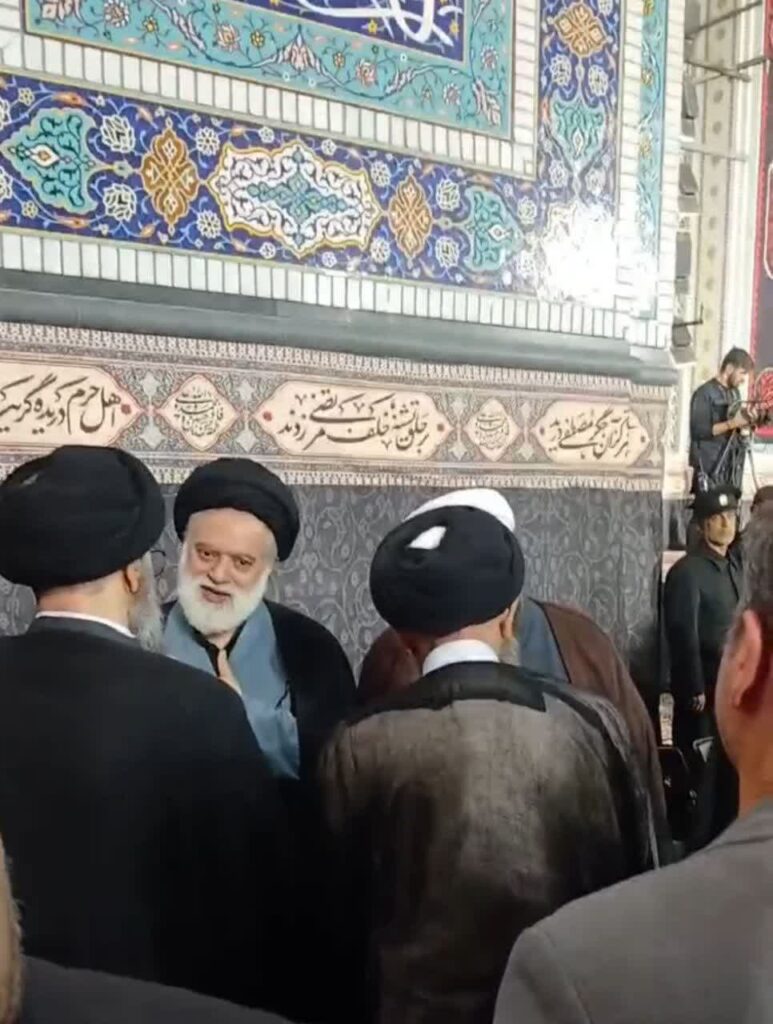 حضور آیت الله سید مجتبی نورمفیدی در مراسم بزرگداشت چهلم «آقای شهید ایران»حرم مطهر امام رضا علیه‌السلام،مشهد مقدس. 