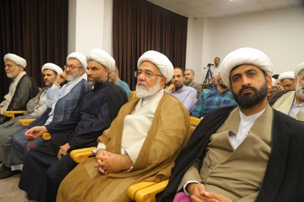 آئین رونمایی از ۱۹ کتاب منتشر شده در پژوهشگاه مطالعات فقه معاصر با حضور حضرت آیت‌الله سیدکاظم نورمفیدی (دامت برکاته)، نماینده محترم ولی‌فقیه در استان گلستان و امام جمعه گرگان